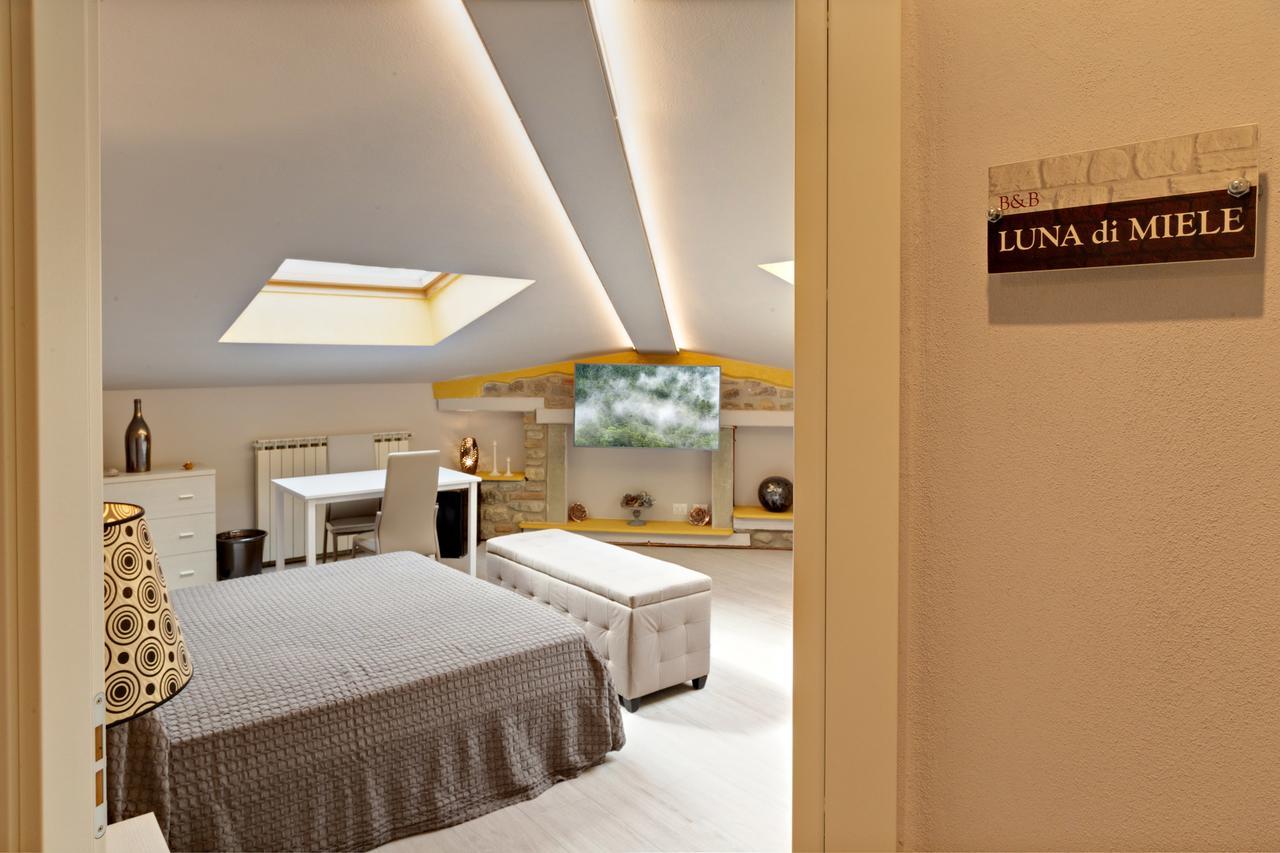 Casa Vacanze - Matelda Bed and Breakfast Poppi Exteriör bild